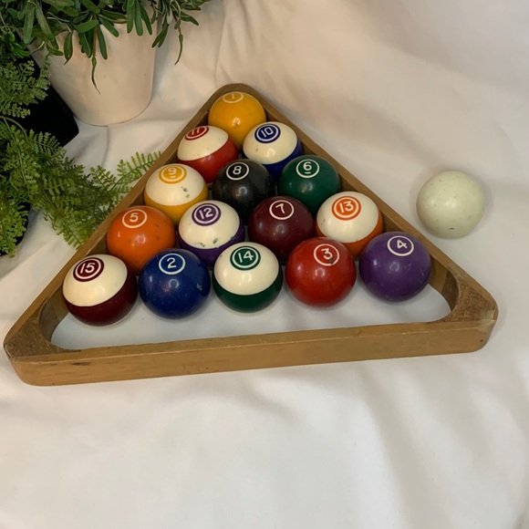 Vintage hard to find set of billard / pool / snooker balls and wood frame - Picture 1 of 12